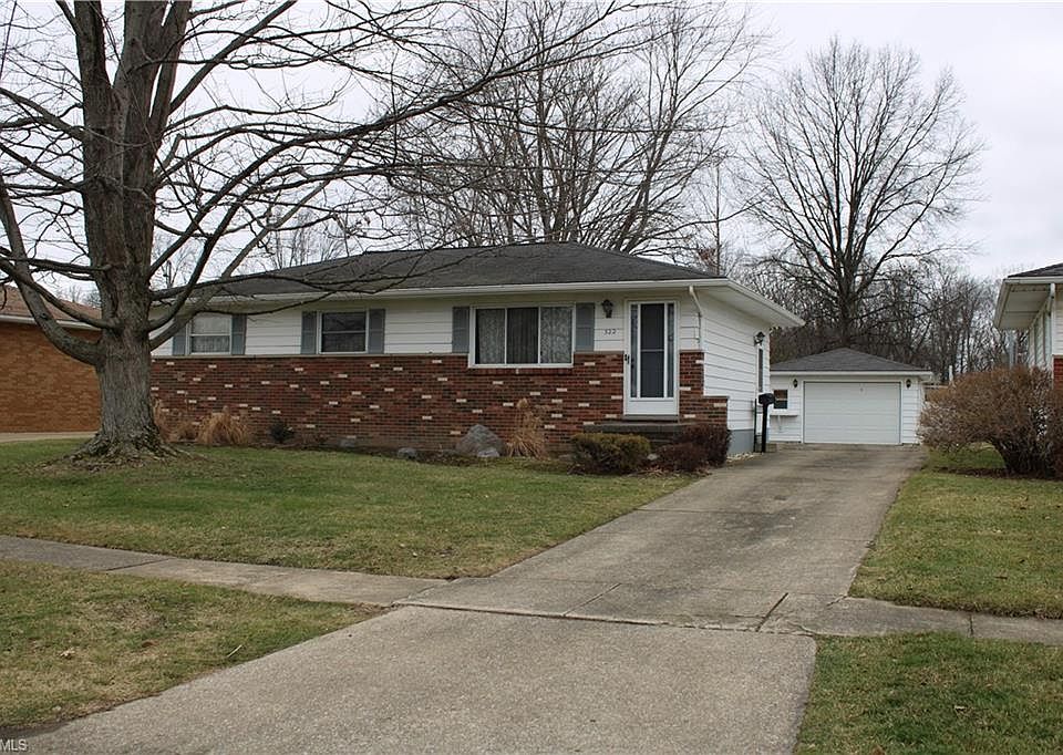 1st image of 322 Canterbury Ct