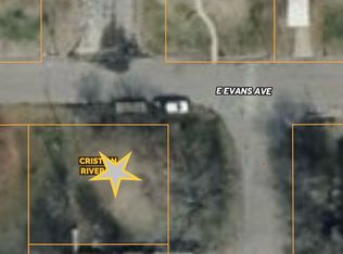 1913 N Main St, Bonham, TX 75418