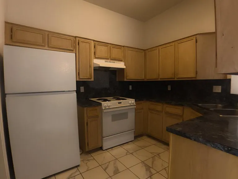 4908 Topsey Dr — Photo 3