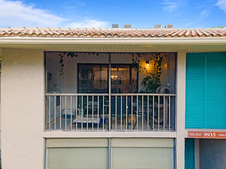 9935 Pineapple Tree Dr #202 — Photo 3