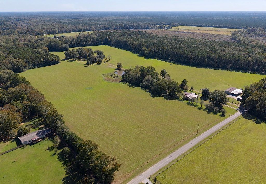 135 Big Lake Rd - Property Image