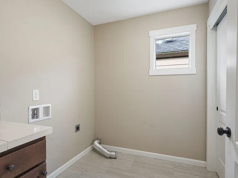 2617A NE 131st Ct — Photo 16