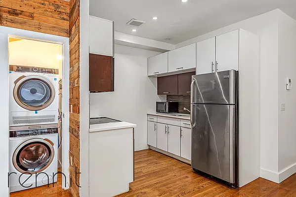 Rented by Rennit Inc. | media 26