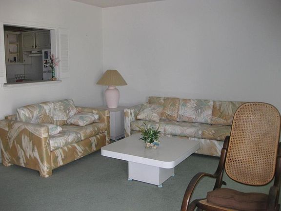 2nd image of 40 Northampton St #B
