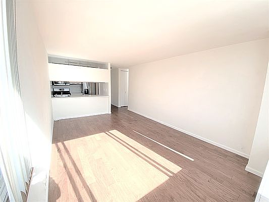 1st image of 350 W 50th St APT 16D