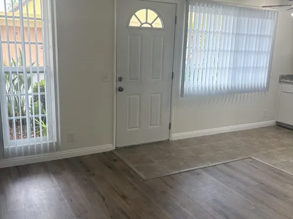 211O Newport Blvd #15, Costa Mesa, CA 92627
