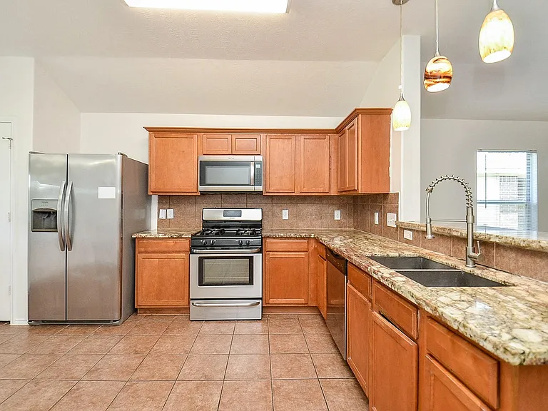 18142 Sorrell Oaks Ln — Photo 11