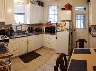 914 S Carolina Ave SE #2, Washington, DC 20003