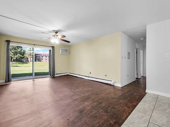 3rd image of 710 Hill Dr APT 108