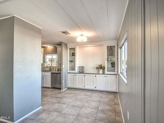 4th image of 304 S Arvada