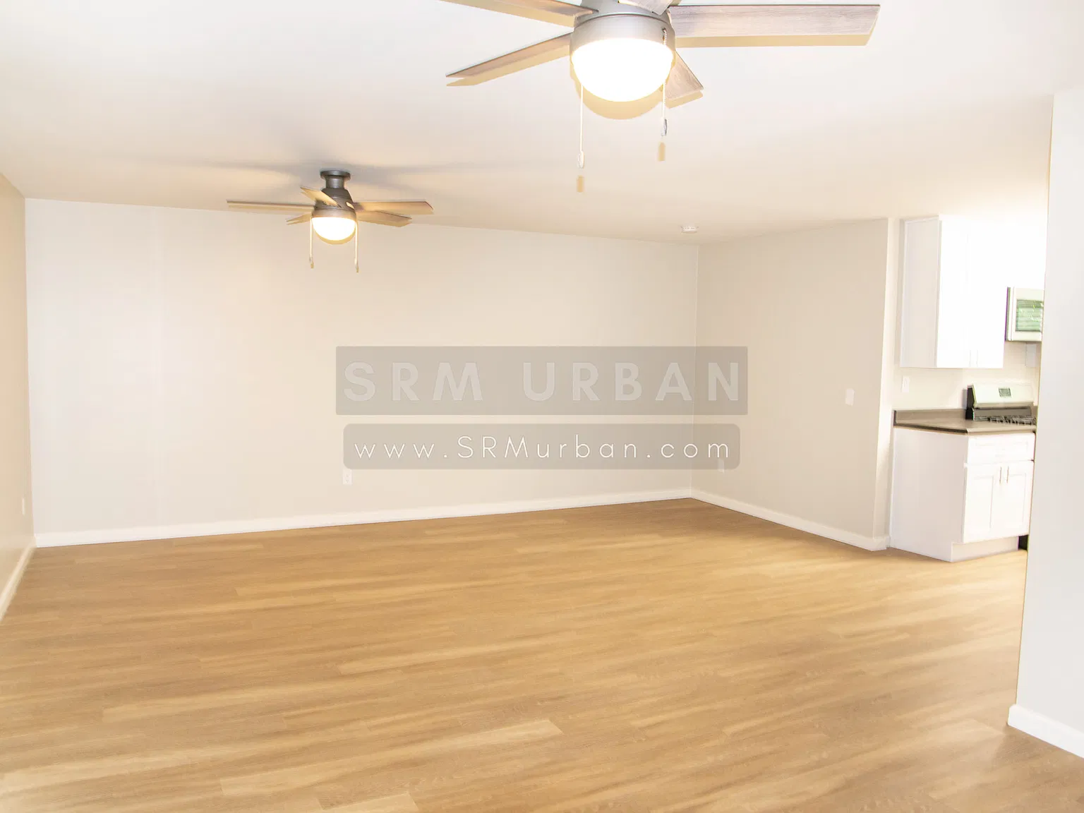 4572 Hawley Blvd — Photo 2