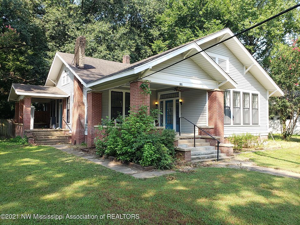 135 Panola Ave, Batesville, MS 38606 Zillow