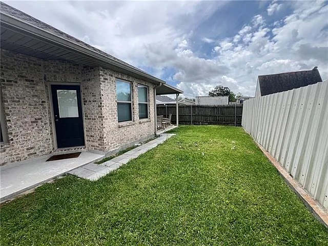 2708 Volpe Dr — Photo 20