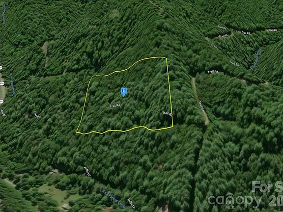 2nd image of 301 Trail Rd