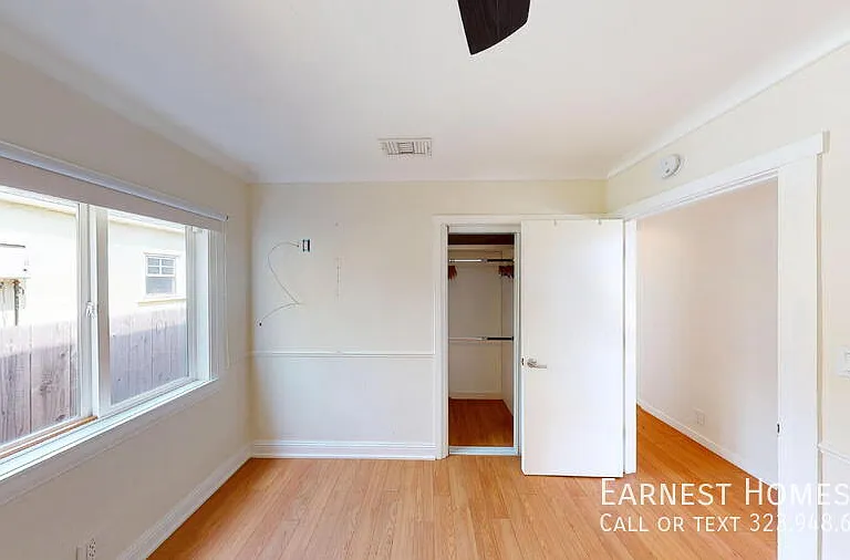 2577 S Bundy Dr — Photo 20