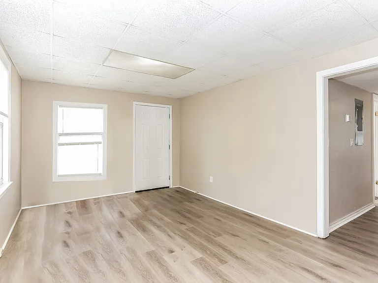 5129 Appleton Ave — Photo 4