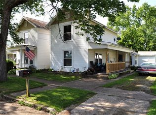 82 W 1st St, Frazeysburg, OH