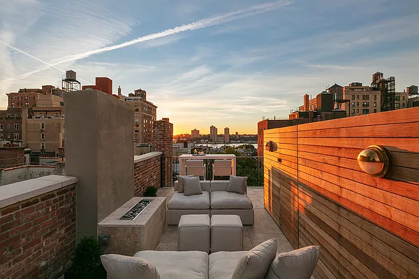 Sold by Compass | media 29