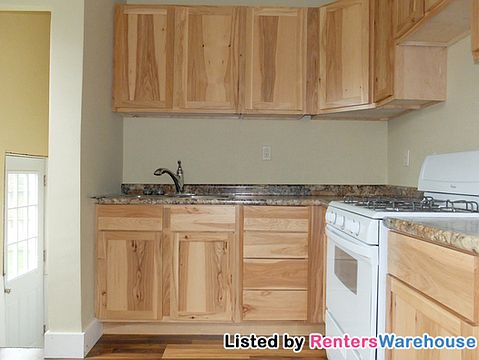 3rd image of 4003 Nokomis Ave S
