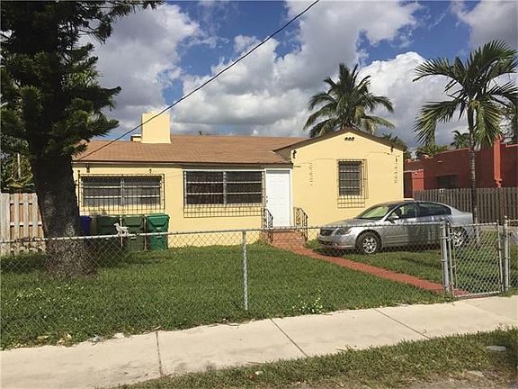 5th image of 2227 NW 34 St Duplex For Sale