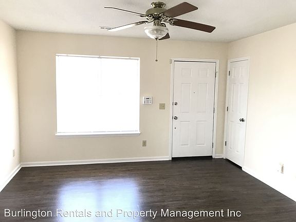 2nd image of 2321 Pineknoll Ter