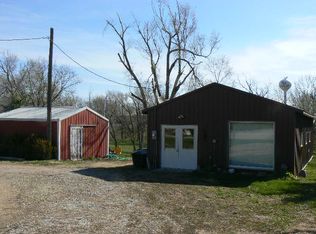 202 1st St, Deshler, NE 68340