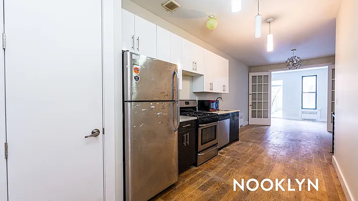 Rented by Nooklyn NYC LLC | media 6