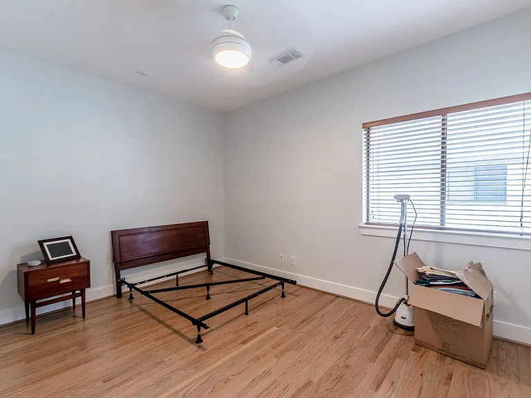 4104 Spencer St #B — Photo 27