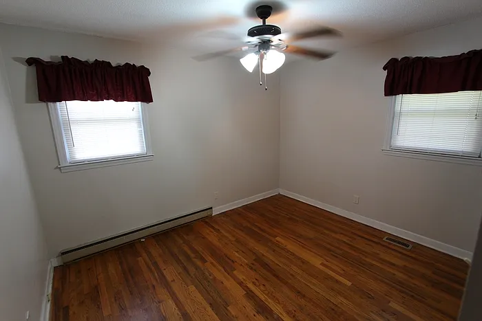 641 Stamie Dr — Photo 9