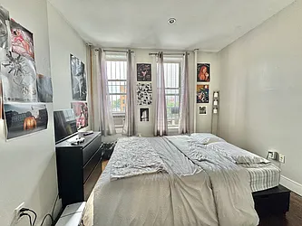120 Grattan Street, #3B