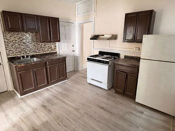 2nd image of 107 2nd Ave #1L