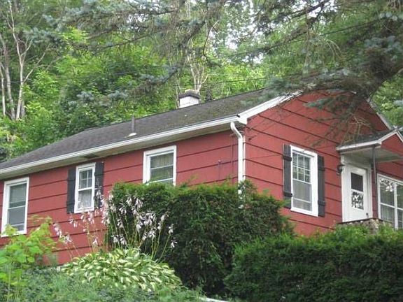 3rd image of 57 Burr Ave