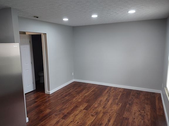 2nd image of 4864 Charlton Ct