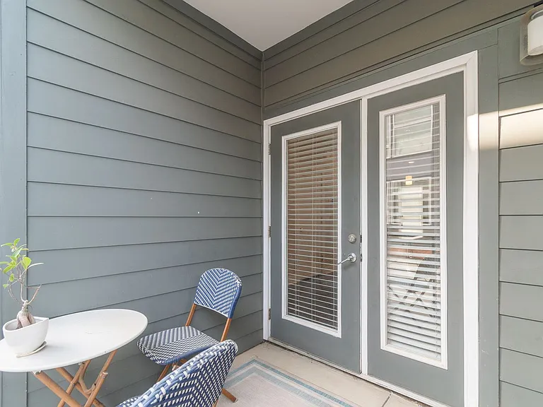 439 Southend Crossing Ln — Photo 23