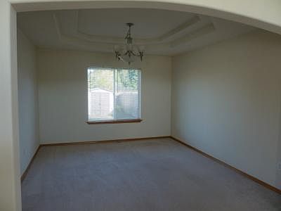 3rd image of 6529 36th St NE