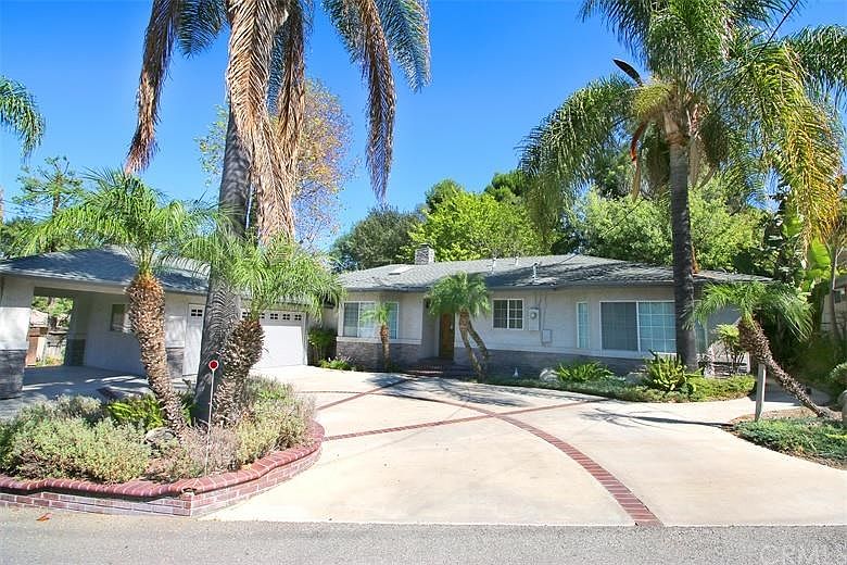 1st image of 3368 S Hacienda Blvd