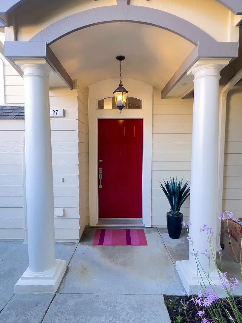 27 Patrick Way photo 1