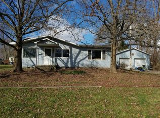 818 Washington St, Bridgeport, IL 62417