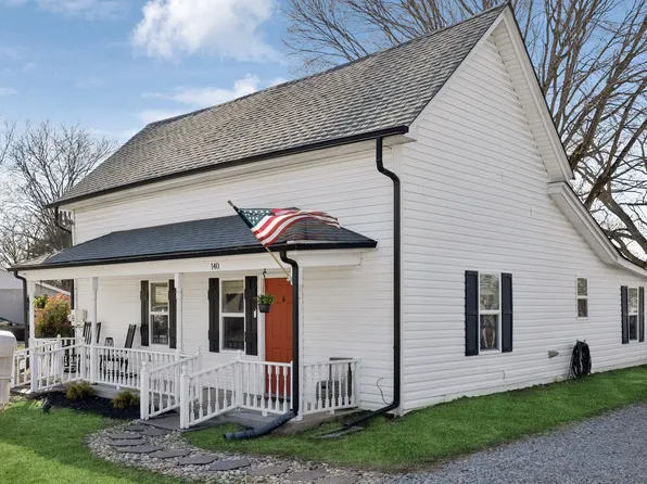 140 Church Ave, Watertown, TN 37184