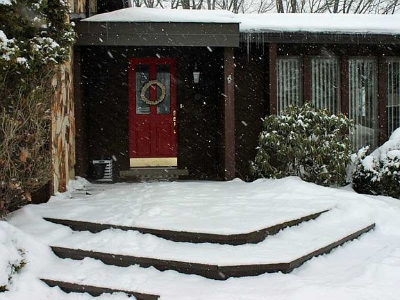 Please come in!
