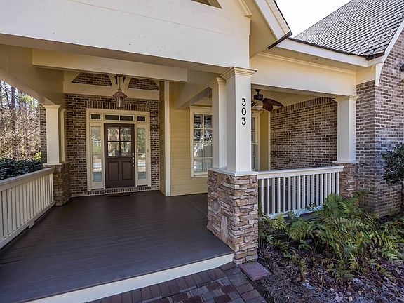3rd image of 303 Loblolly Ct