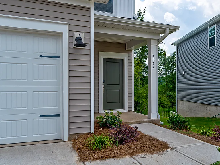 5047 Poplin Valley — Photo 4