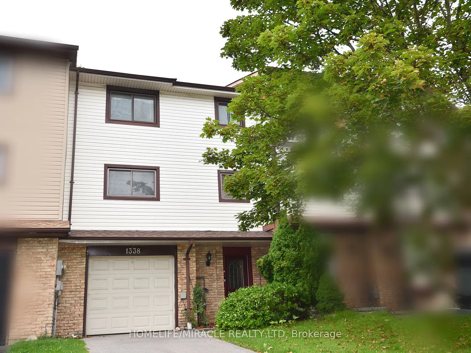 3 bed, $3,100 — Photo 2