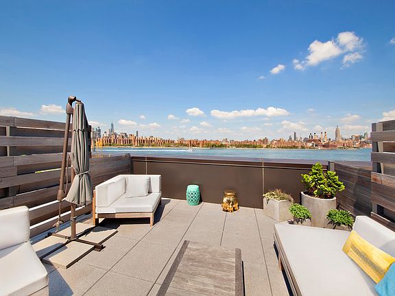 4th image of 58 Metropolitan Ave APT 6H