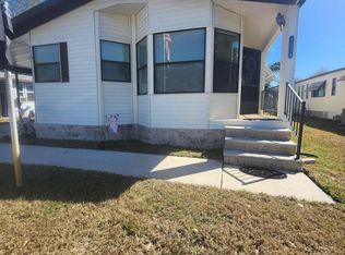 1334 Barefoot Cir, Barefoot Bay, FL 32976