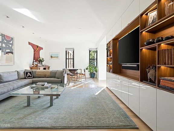 4th image of 20 Plaza St E APT D2