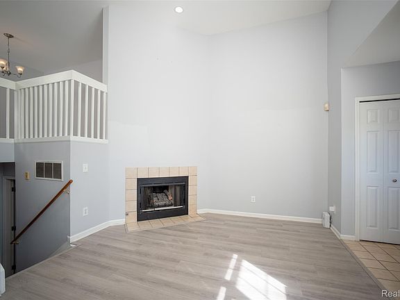 5th image of 1727 Campau Farms Cir