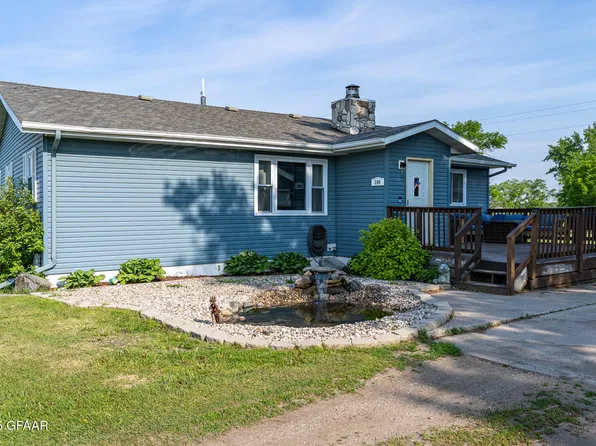 184 2nd Ave, Mekinock, ND 58258