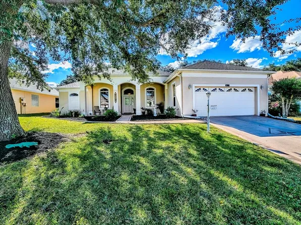 24239 Belle Mede Dr, Leesburg, FL 34748