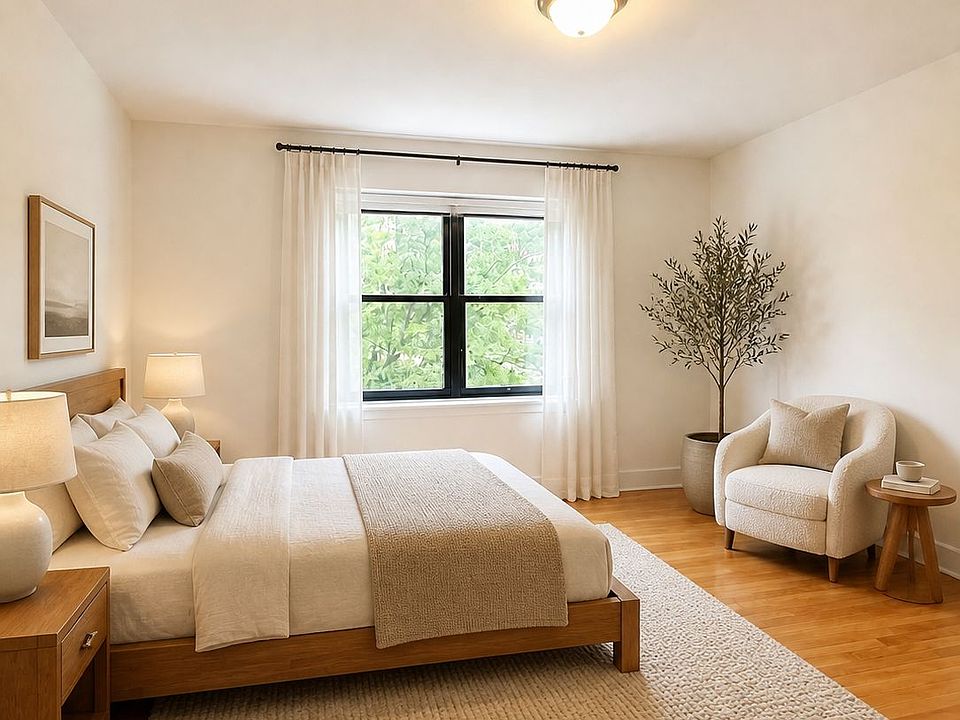 1st image of 10 W 65th St APT 3J